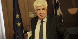 Γιατί συγκινήθηκε ο Αθανάσιος Τσαυτάρης -Το τηλεφώνημα του Κάρολου Παπούλια