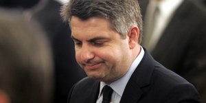 Κωνσταντινόπουλος: Πρέπει να ποινικοποιηθεί η αχαριστία στο ΠΑΣΟΚ 