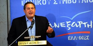 Καμμένος: Οποιος θέλει να προσκυνήσει τη Συγγρού