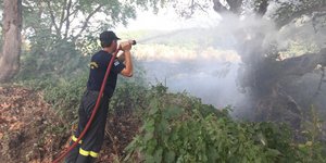 Φωτιά στην Παιανία -Σε αγροτική έκταση 