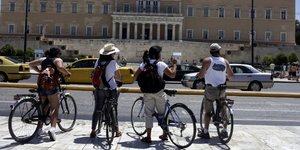 Ο υδράργυρος «σκαρφαλώνει» ψηλά το Σάββατο -Ισχυροί άνεμοι στο Αιγαίο
