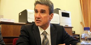 Λοβέρδος: Απολύσεις και οφειλές στα Ταμεία «εμπόδια» για την εκλογή Προέδρου