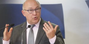 Ο Σαπέν προειδοποιεί: Η Ελλάδα πρέπει να είναι προσεκτική αν βγει από το πρόγραμ