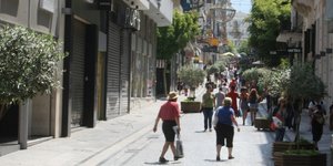Ανοιχτά τα καταστήματα και αυτή την Κυριακή -Νέες αντιδράσεις από υπαλλήλους 