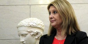 Βούλτεψη: Ο ΣΥΡΙΖΑ Παρισίων και οι... Μαρίες Αντουανέτες ας μοιράσουν παντεσπάνι