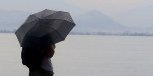 Απαραίτητη η ομπρέλα το Σάββατο -Βροχερός ο καιρός στις περισσότερες περιοχές