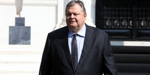 Βενιζέλος: Τα Σκόπια να κάνουν βήματα -Μην περιμένετε τίποτα για το όνομα 