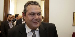 Καμμένος: Να παραιτηθεί ο Παπούλιας