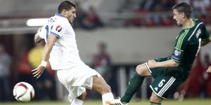 Απαράδεκτη η Εθνική του Ρανιέρι έχασε από τη Β. Ιρλανδία (2-0) -Με την πλάτη στο