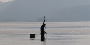 Ζέστη και υγρασία την Πέμπτη -Ισχυροί άνεμοι στο Ιόνιο
