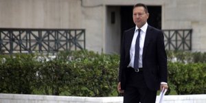 Στουρνάρας: Αβέβαιες οι αγορές για το αν η Ελλάδα θα συνεχίσει την πολιτική της 