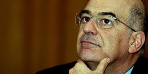 Τη Δευτέρα η ρύθμιση για τα «κόκκινα» δάνεια -Την παρουσιάζει ο Δένδιας