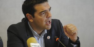 Τσίπρας: Ισχυρή λαϊκή εντολή και για τη διεκδίκηση του κατοχικού δανείου από τη