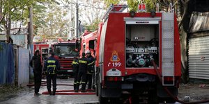 Μία νεκρή σε πυρκαγιά στον Πειραιά (EUROKINISSI/ ΓΕΩΡΓΙΑ ΠΑΝΑΓΟΠΟΥΛΟΥ)