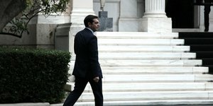 (SOOC/ ΝΙΚΟΣ ΛΥΜΠΕΡΤΑΣ)