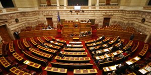 Προϋπολογισμός 2015 (EUROKINISSI/ ΓΙΩΡΓΟΣ ΚΟΝΤΑΡΙΝΗΣ)