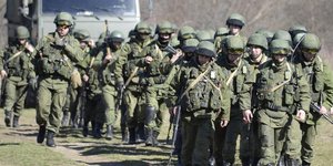 Αναλυτές: Ο Πούτιν θα πληρώσει ακριβά την πρώτη κίνηση στη σκακιέρα της Κριμαίας