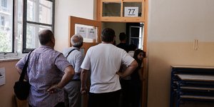 Τον συνέλαβαν γιατί δεν ήθελε να ψηφίσει για τις δημοτικές και περιφερειακές εκλ