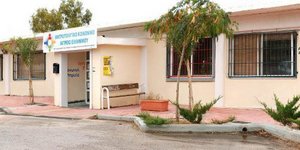 Εφοδος της ΕΛ.ΑΣ. στο Μητροπολιτικό Κοινωνικό Ιατρείο Ελληνικού – Εψαχναν για να