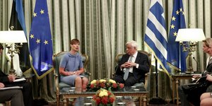 Υποδοχή της ΕΣθονής Προέδρου στο Προεδρικό Μέγαρο