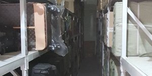 Κατάσχεση χιλιάδων προϊόντων «μαϊμού» στην Κρήτη/ Φωτογραφία astynomia.gr