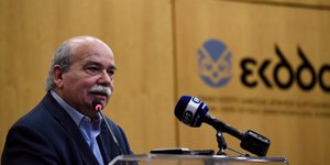 Ο Νίκος Βούτσης/ Φωτογραφία intime news