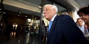 Θα παρακολουθήσει τους αγώνες τοξοβολίας