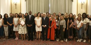 Δέχτηκε Αμερικανούς φοιτητές του New York University