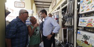Ο Κυριάκος Μητσοτάκης στη Ζάκυνθο/Φωτογραφία: Intimenews