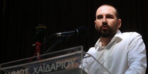 Ο Δημήτρης Τζανακόπουλος/ Φωτογραφία intime news