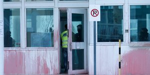 Βανδαλισμοι στην Πρεσβεία των ΗΠΑ