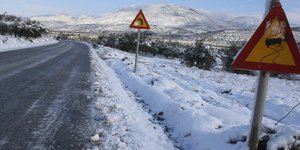 Χιονόπτωση σημειώνεται και στην ορεινή Ναυπακτία