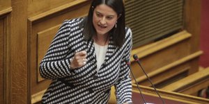 «Κρούσαμε τον κώδωνα του κινδύνου για την οικονομική ασφυξία»