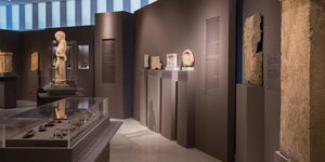 Τα δυο έργα από τη Σαγκάη θα εκτίθενται εως τις 8 Απριλίου 2018