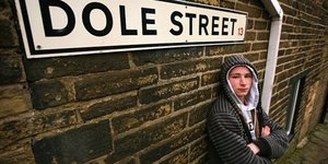 Βρετανία: 750.000 νέοι δηλώνουν πως δεν έχουν κανένα λόγο να ζουν