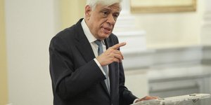 Επίσημη επίσκεψή στην Σερβία για τον Προκόπη Παυλόπουλο 