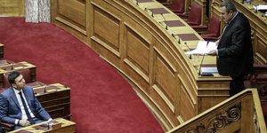 Ποιος ο ακριβής αριθμός των πωληθέντων αεροπορικών βομβών