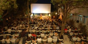 Ο Independent «υποκλίνεται» στο Σινέ Μαντώ της Μυκόνου –Στους 6 καλύτερους θεριν