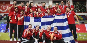 Στην Ελλάδα το Ευρωπαϊκο τρόπαιο! Φωτογραφία: eurokinissi