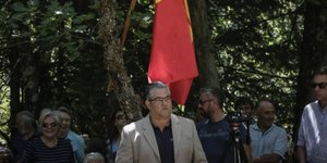 «Η θηλιά που έβαλε στο λαιμό του λαού μας