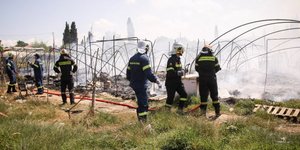 «Οι καρδιές και οι προσευχές μας για την Ελλάδα #PrayForGreece»