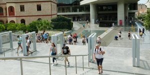 Από τις 5 μ.μ. έως τις 8 μ.μ. φωτογραφία: EUROKINISSI/ΒΑΣΙΛΗΣ ΡΟΥΓΚΟΣ