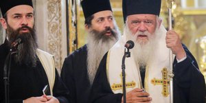 Επιμνημόσυνη δέηση για τα θύματα στη Μητρόπολη