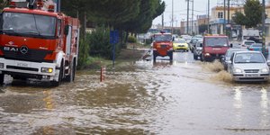 Η Πυροσβεστική δίνει το παρών