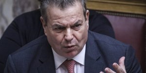 Τάσος Πετρόπουλος