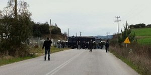Πέντε προσαγωγές υπόπτων έκανε η ΕΛΑΣ για την εμπρηστική επίθεση στις Σκουριές