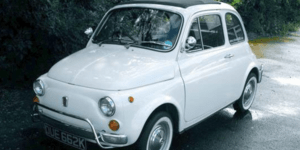 Στο... σφυρί βγάζει το 500αράκι του ο Ντέιβιντ Κάμερον