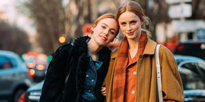 Γυναίκες ποζάρουν στον φακό/Φωτογραφία Ιnstagram @styledumonde