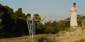 Σύλληψη - Ερμηνεία: Στεφανία Γουλιώτη