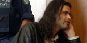 ΝΔ και ΠΑΣΟΚ εναντίον ΣΥΡΙΖΑ για την υπεράσπιση Ξηρού -«Να πάρει θέση ο Τσίπρας»